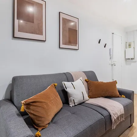 Imhost 7 -cosy Batignolles/galerie Lafayette Apartment